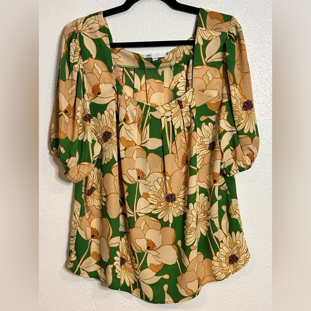 DR2 Green and Cream Floral Blouse Size XXL